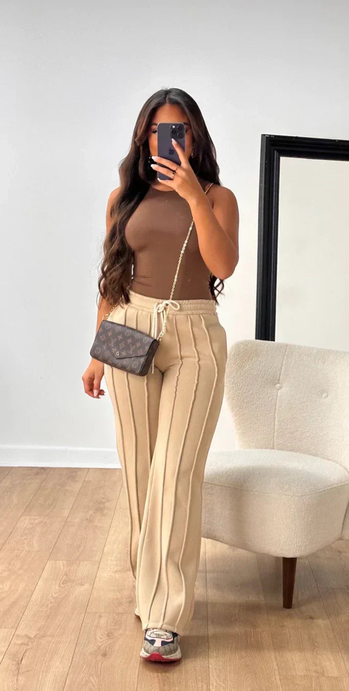 Schicke Damen-Jogginghose mit Gummizug in der Taille – Entspanntes Design aus 100% Baumwolle, perfekt für Zuhause und Training 10