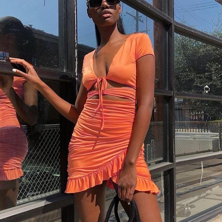 Damen-Kleid, Ausschnitte, dekorative Volants, hochwertiger Stoff 2