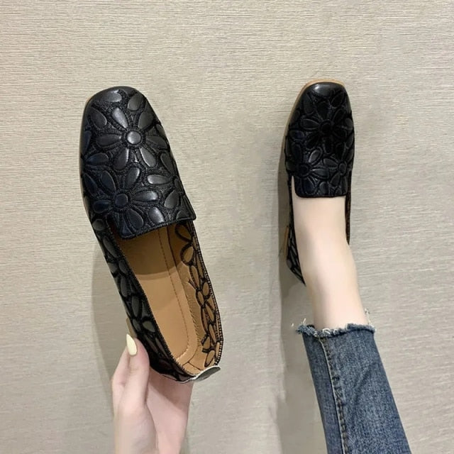 Damen Flache Schuhe Geblümtes Design PU-Leder 11