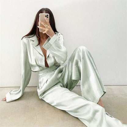 Langes Hemd mit Notch-Lapel und bequemen Hosen aus Seide und Baumwolle für Damen – Elegantes und vielseitiges Outfit 1