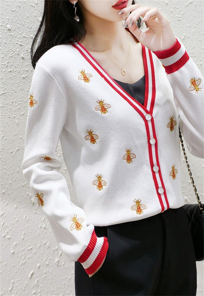 Damen-Strickjacke mit Bienenmotiv aus hochwertigem Material – elegante Passform für Alltag und festliche Anlässe 2