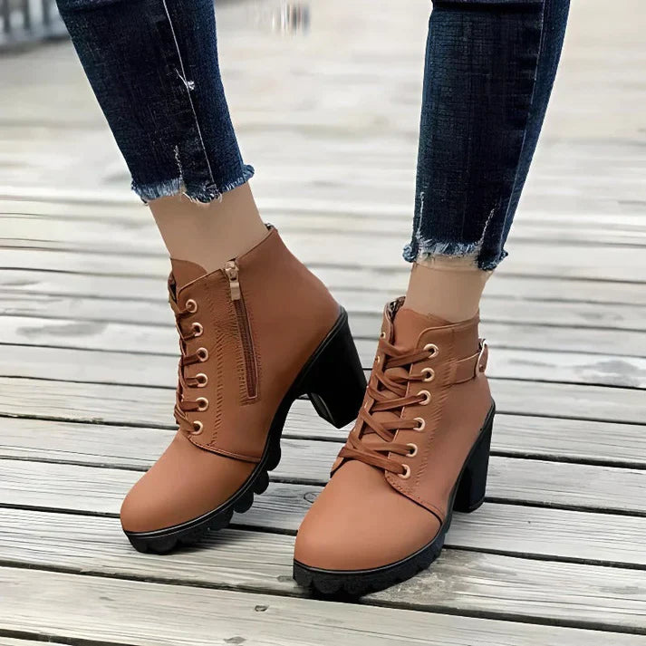 Damenstiefel im Chelsea-Stil mit hohem Absatz aus Leder und Synthetikmaterialien-4